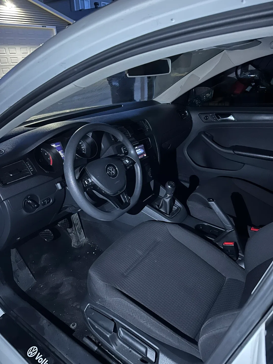 2016 Volkswagen Jetta Sedan image indicator(9)