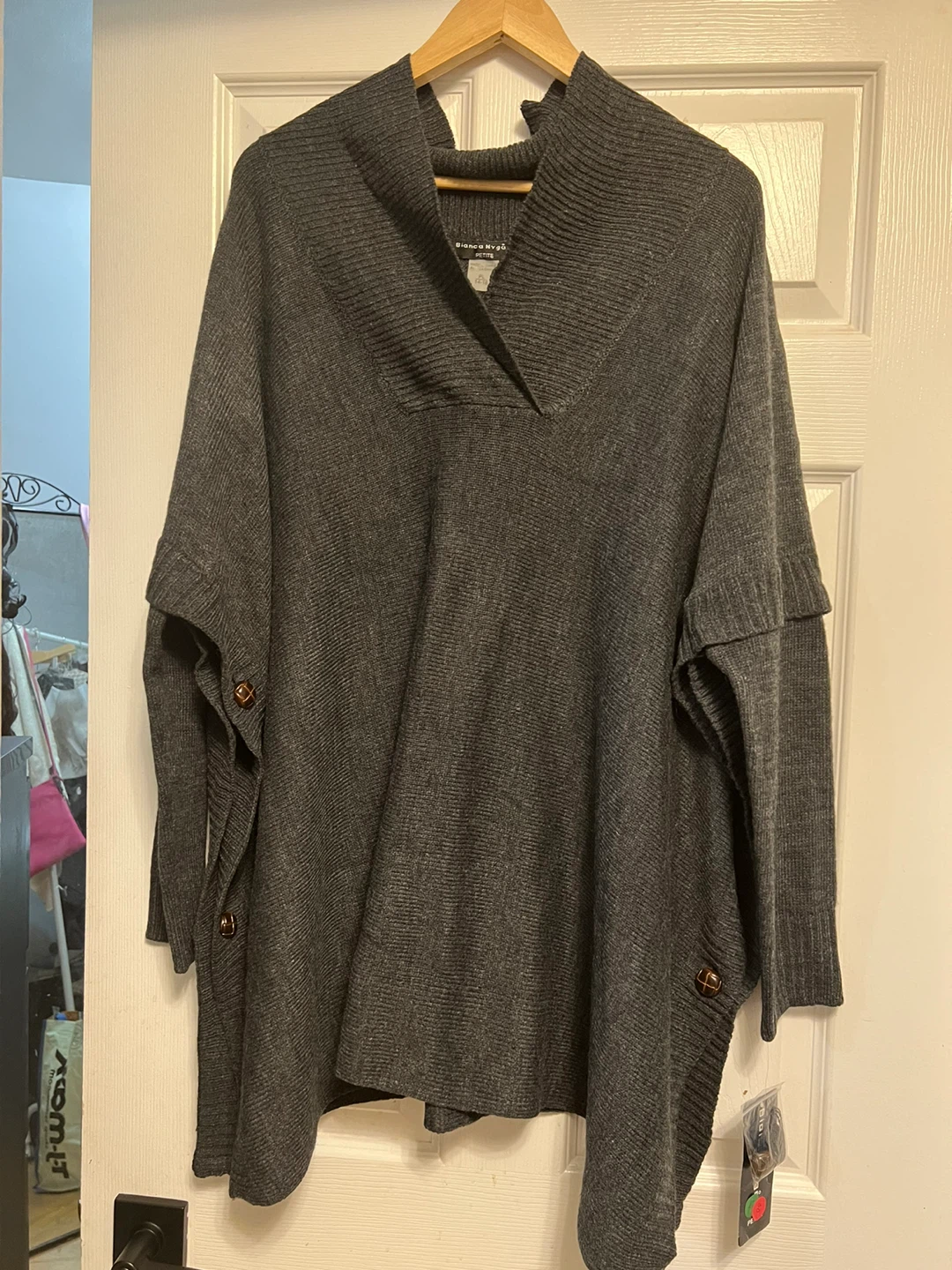 New Bianca Nygard sweater/poncho- L-XL