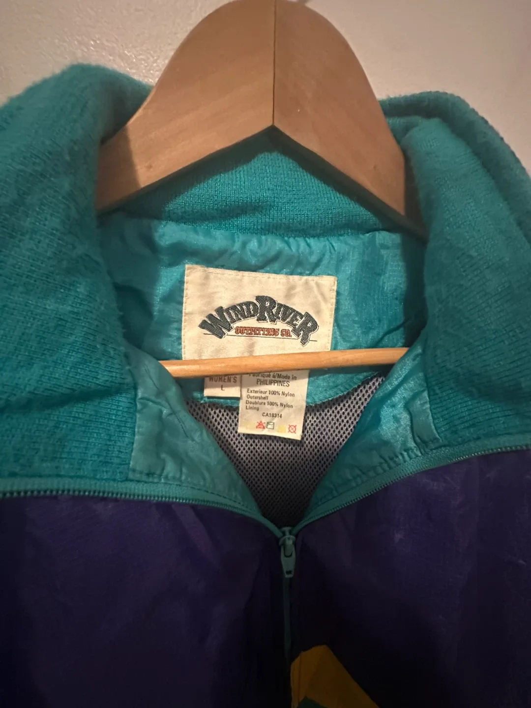 Vintage 90s Track Jacket Wind River Women's L Jacket image indicator(4)