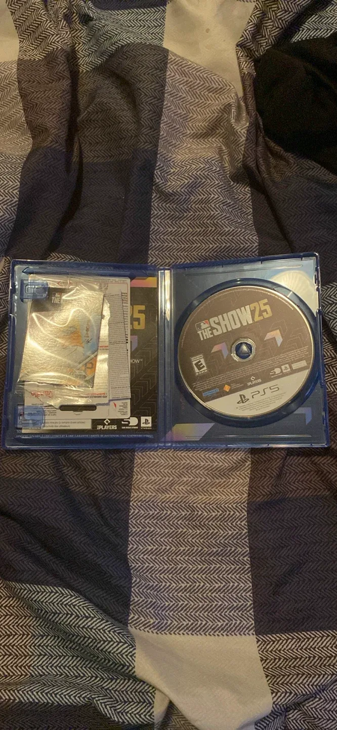 MLB The Show 25 for PS5 image indicator(3)