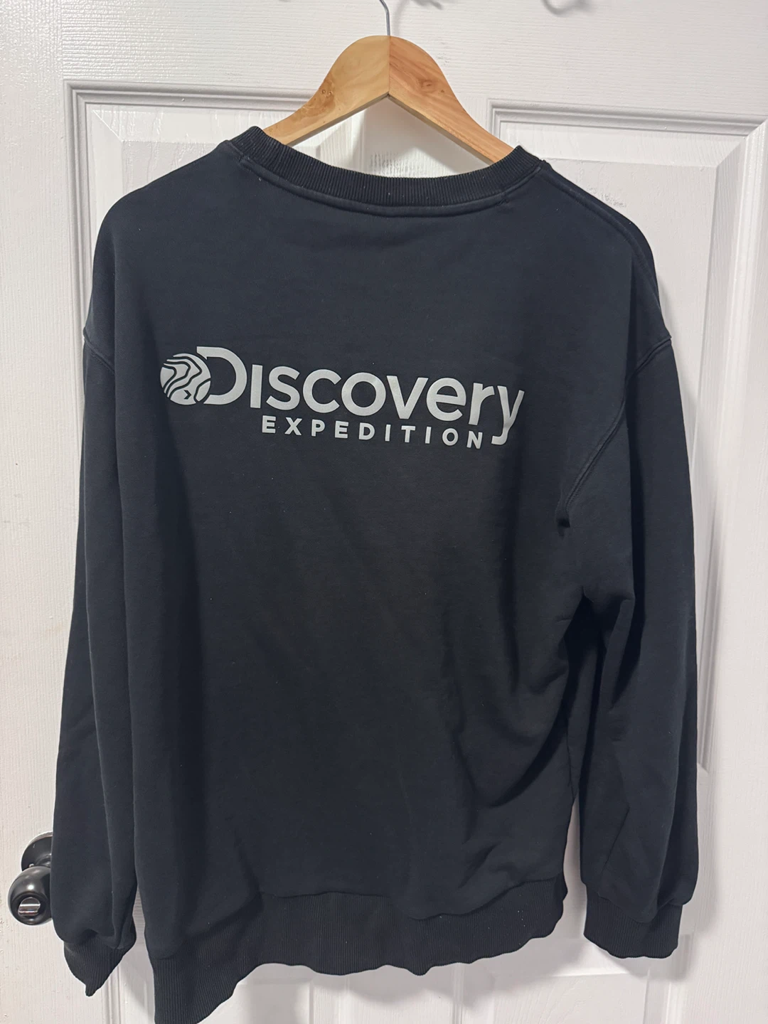 Discovery Expedition Black Sweatshirt - photo 2