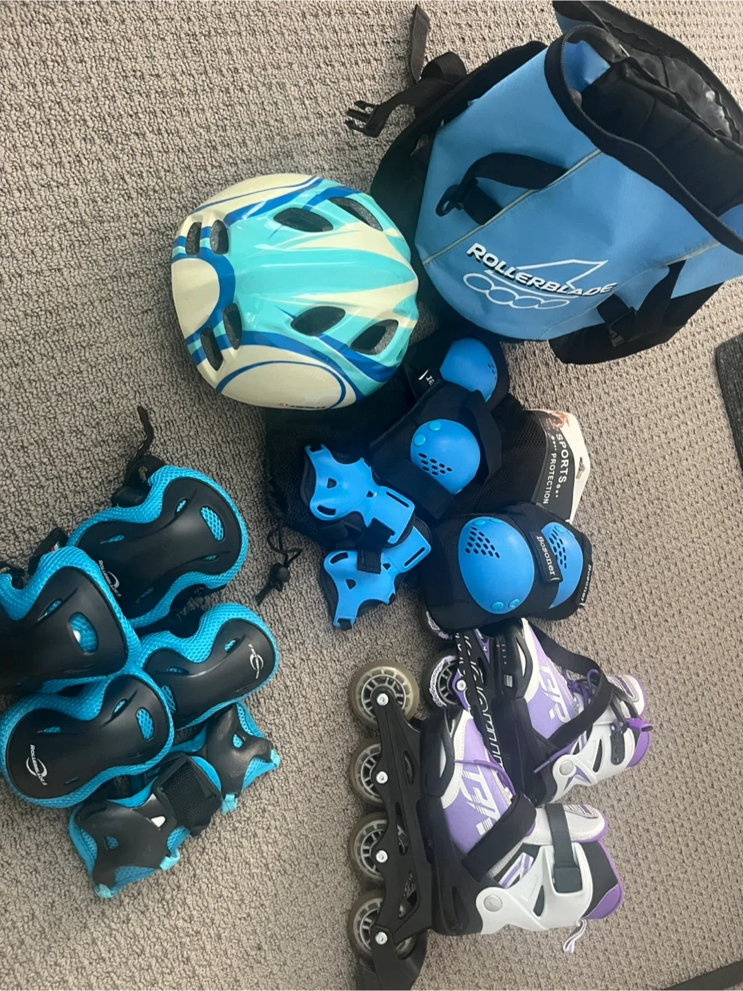 Hockey Skates, Printer, Rollerblade Set & Hockey Helmets image indicator(4)