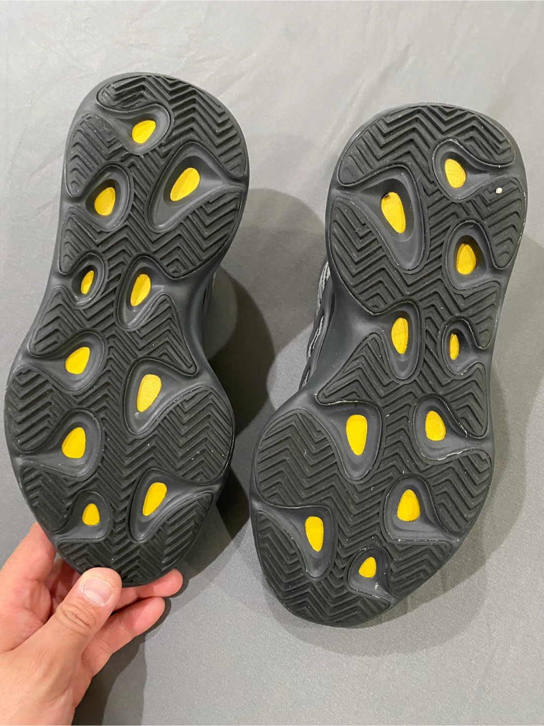 Adidas Yeezy 700 V3 Alvah Black Sneakers - photo 4