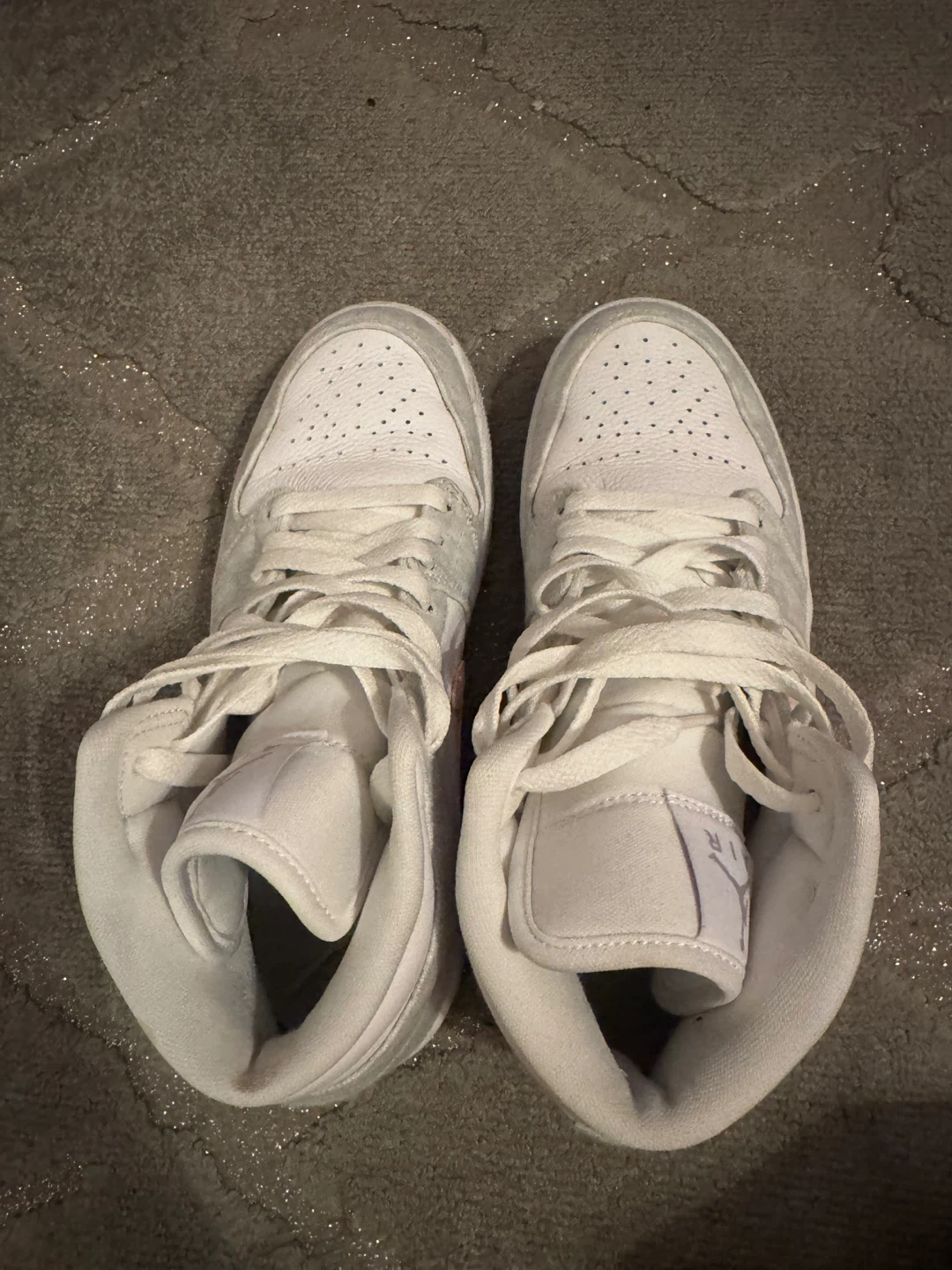 Nike Air Jordan 1 Mid SE Particle Beige (W) - photo 2
