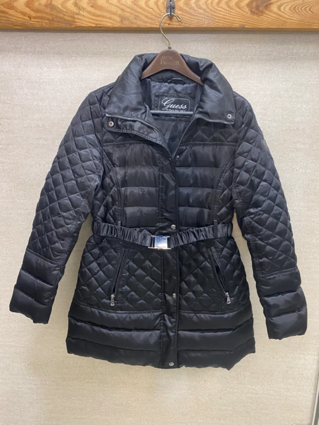 GUESS Quilted Puffer Jacket w/ Belt Size - L
