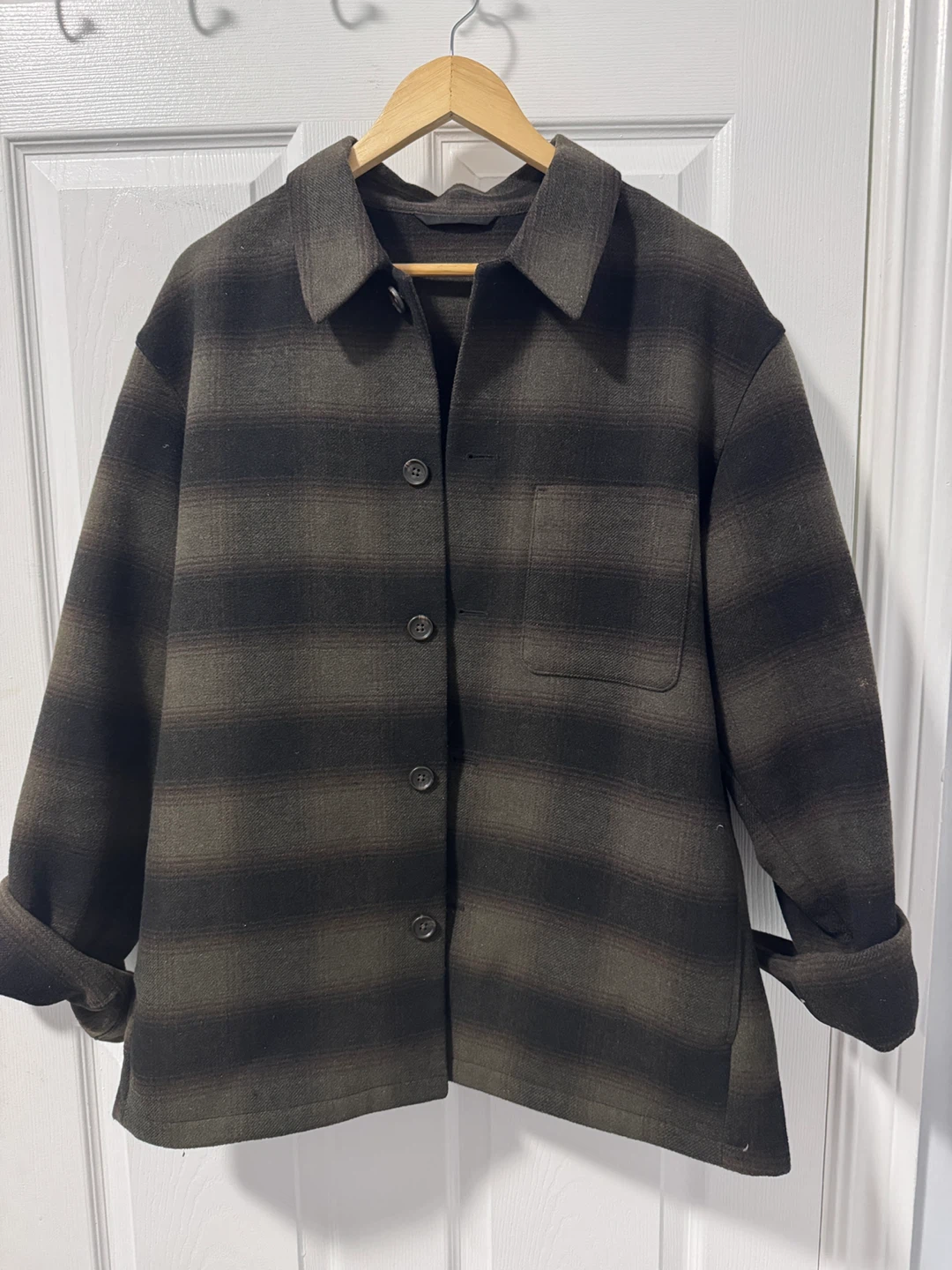 Plaid Wool Blend Overshirt (L size)