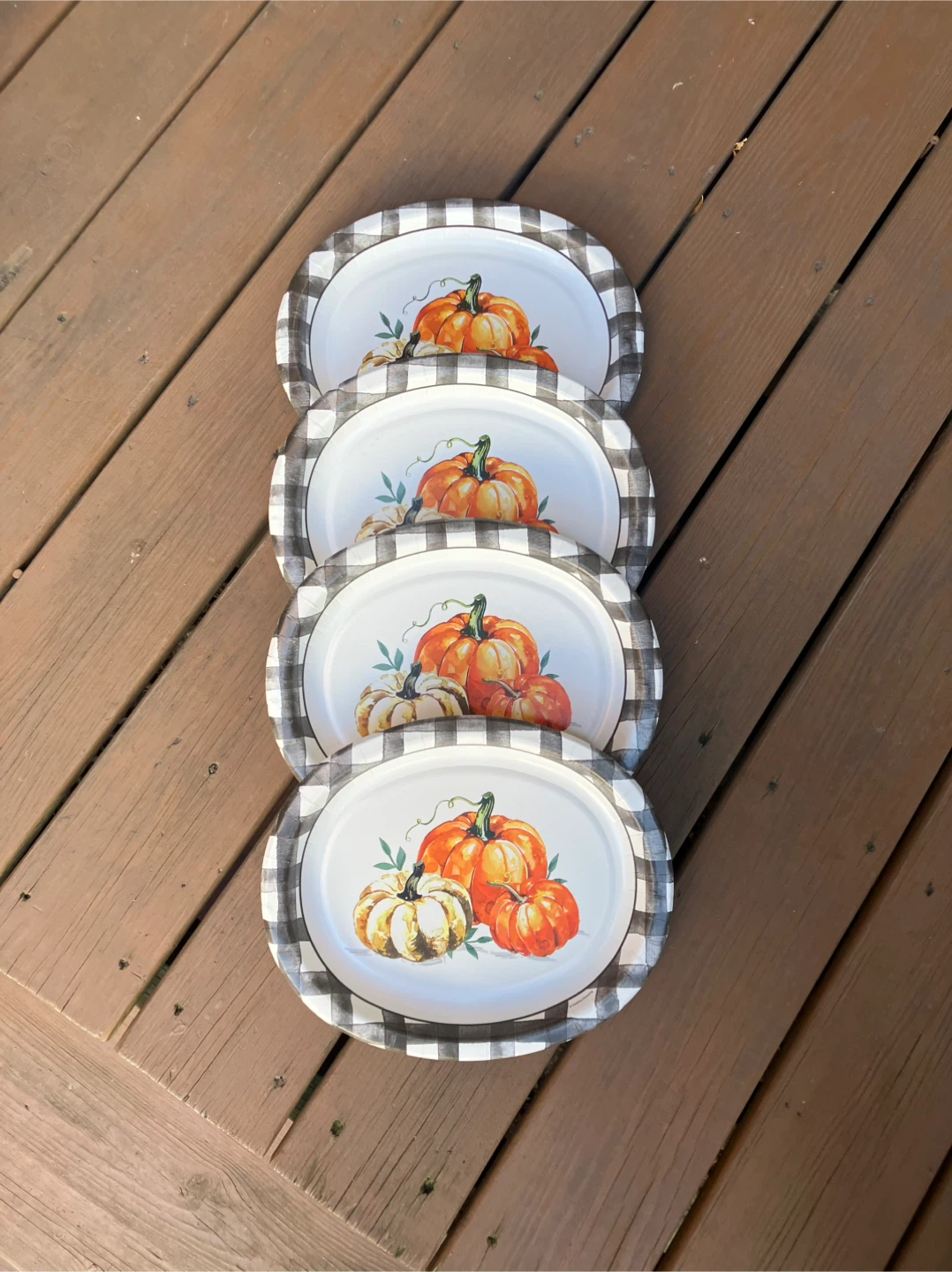 Set Of 4 Pumpkin Paper Plates - 10” x 12” - photo 3