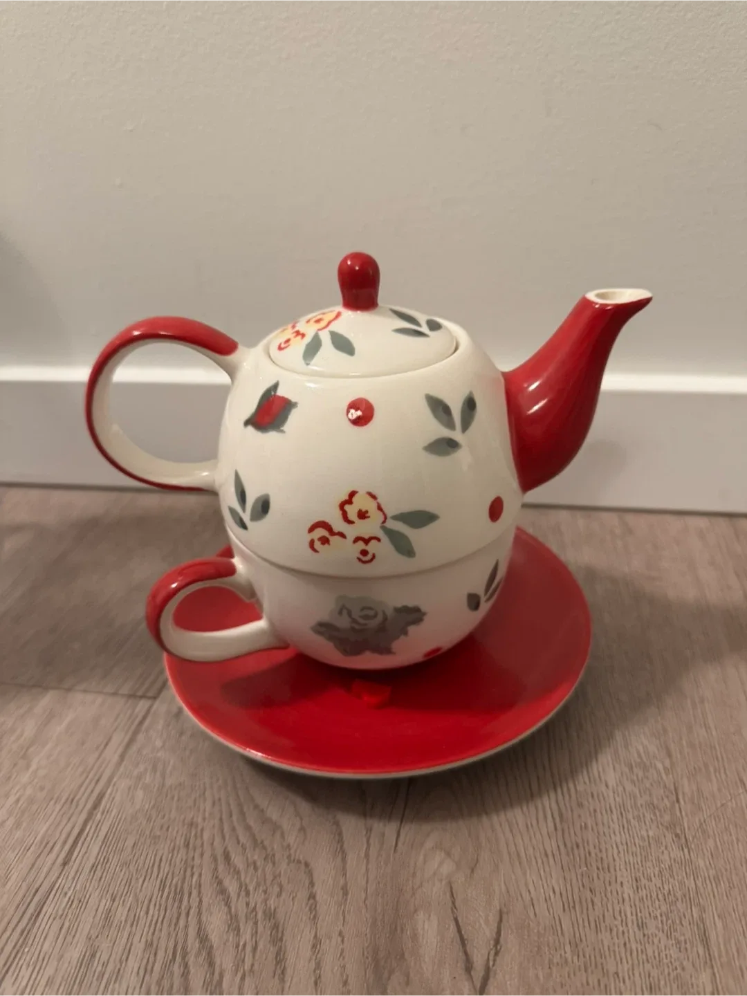 Floral Tea for One Set - Red & White thumbnail