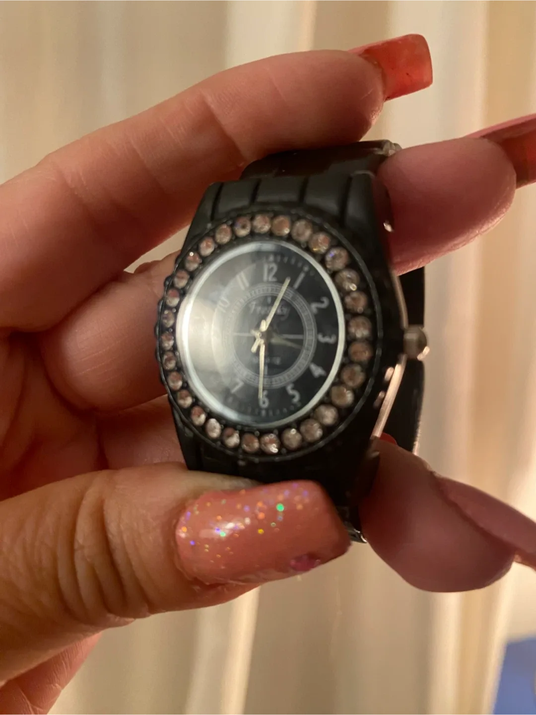 Assorted Women's Fashion Watches image indicator(6)