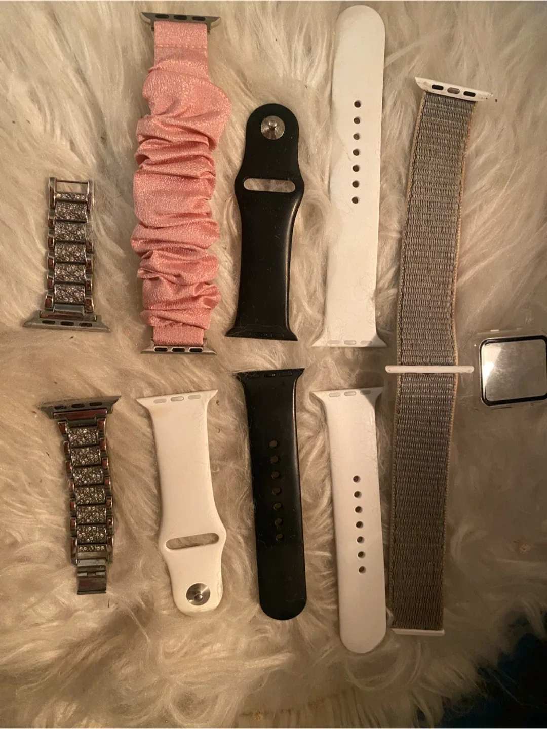 Assorted Women's Fashion Watches image indicator(10)