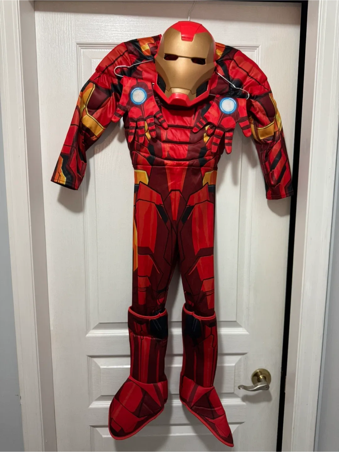 Iron Man Costume size 7-8yrs image indicator(2)
