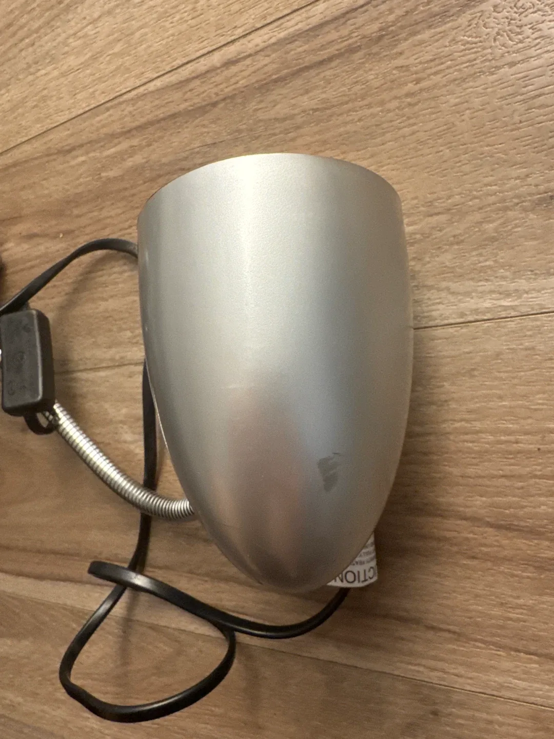 Silver Clip-on Desk Lamp image indicator(3)