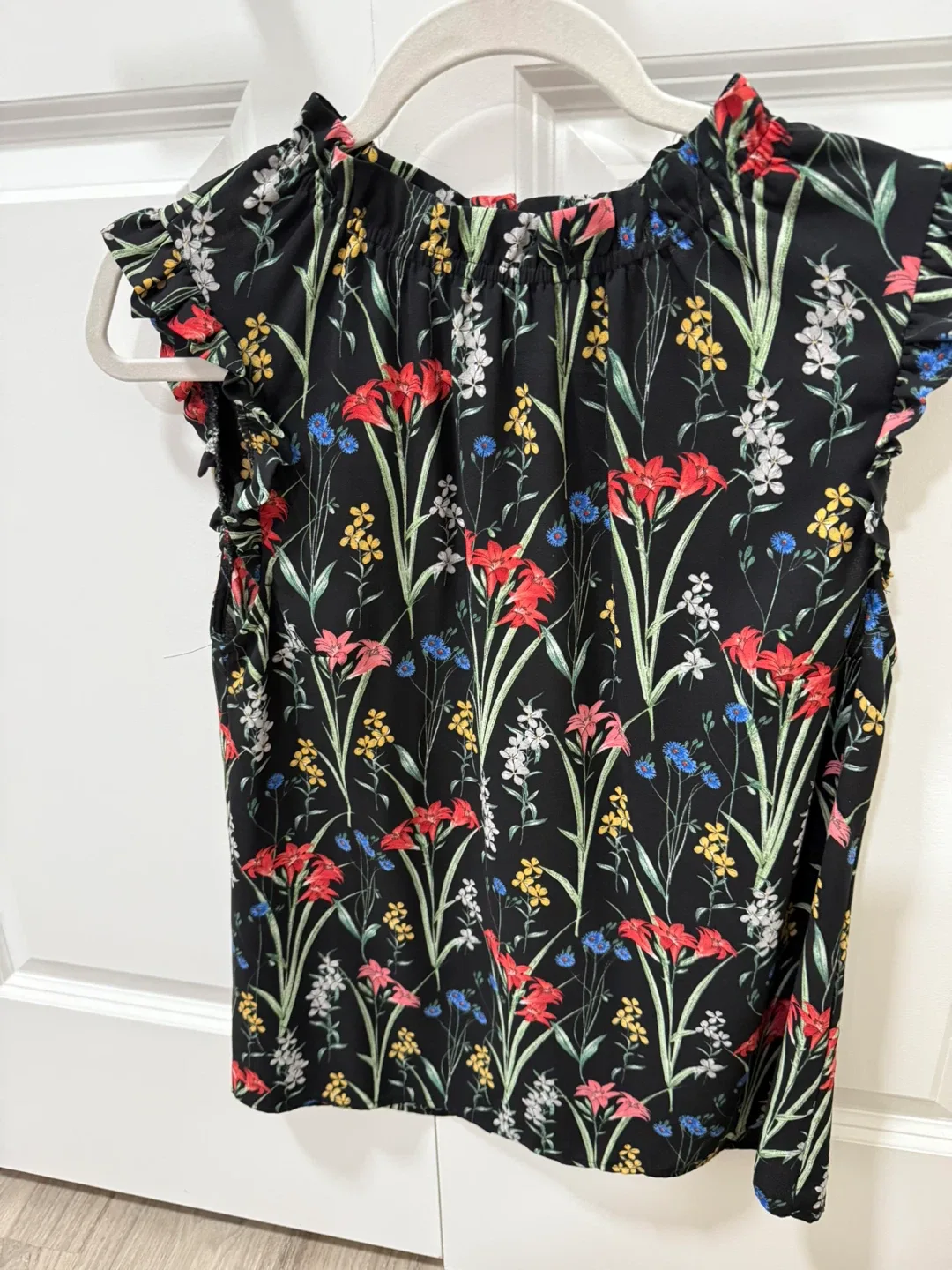 Assorted Women's Clothing image indicator(3)