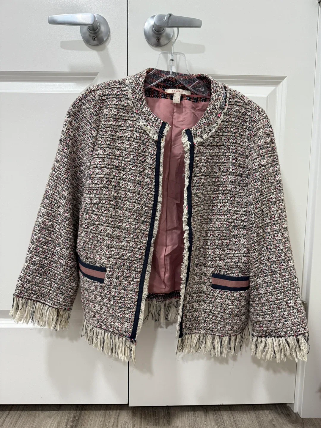 Assorted Women's Clothing image indicator(6)