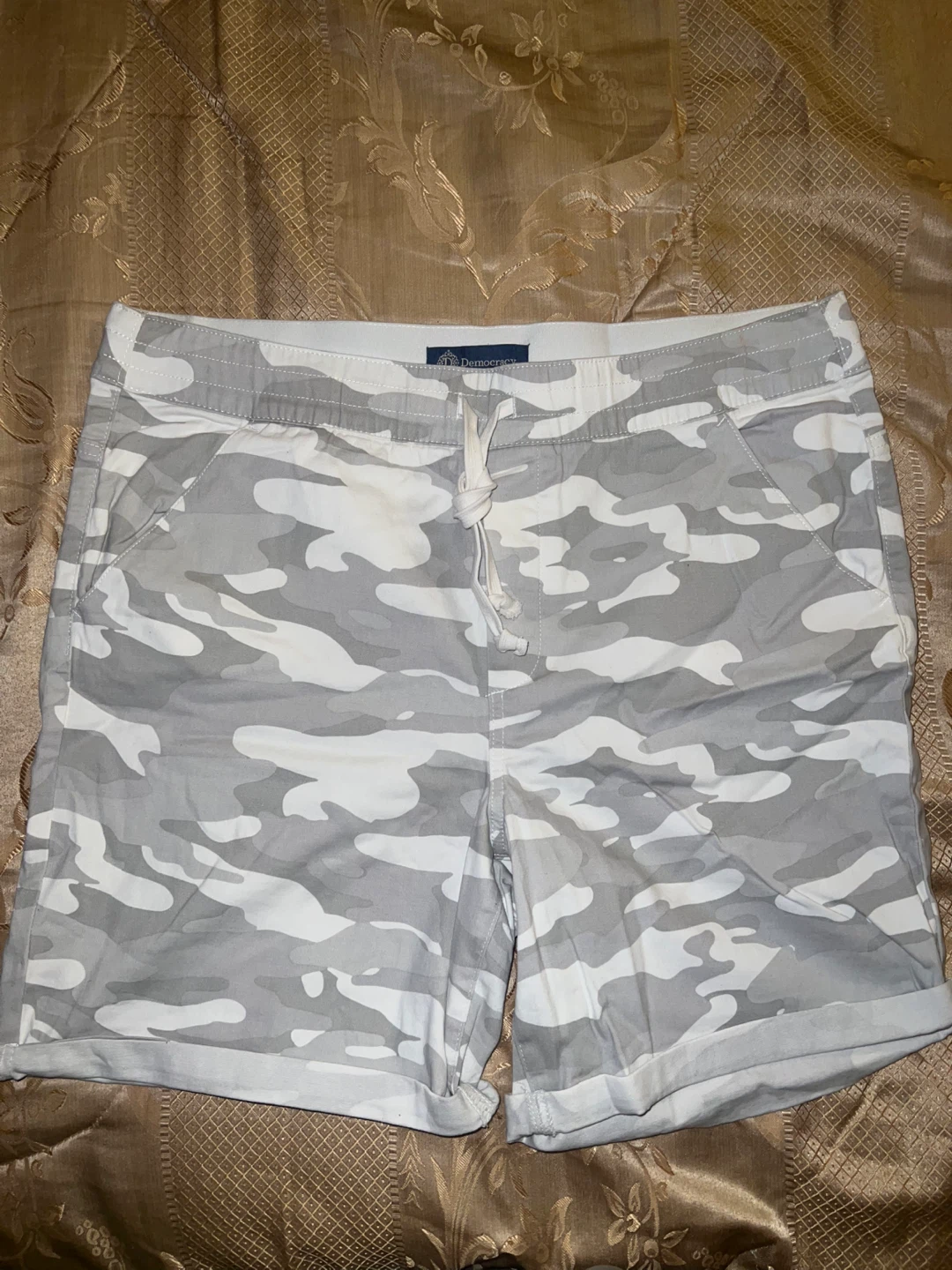 SIZE 16 Gray and White Camo Shorts