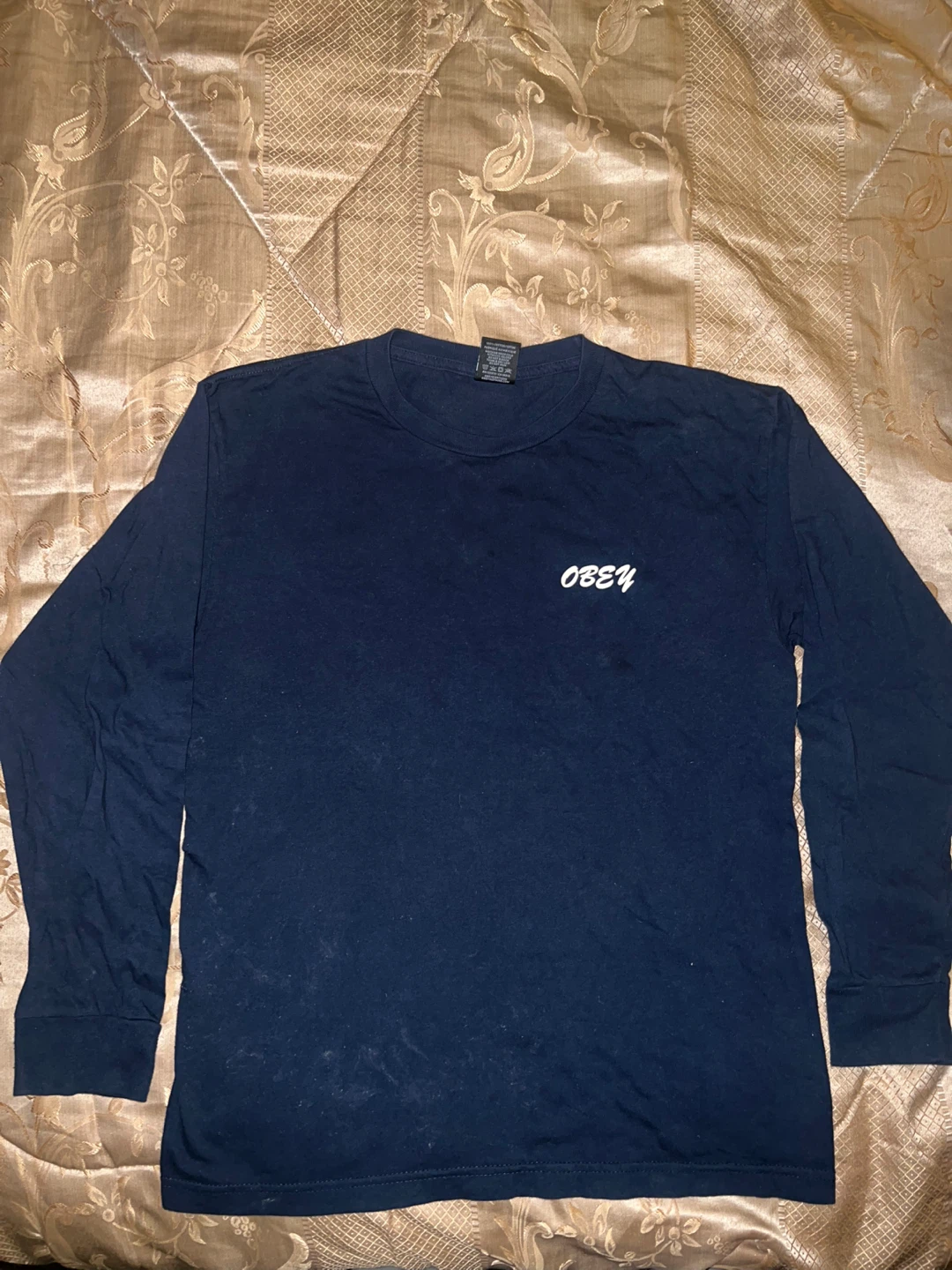 Size M Obey Long Sleeve Tee