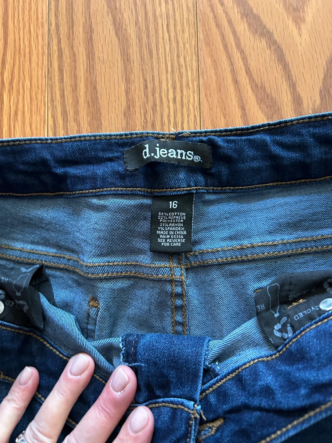 d. jeans Size 16 - photo 2