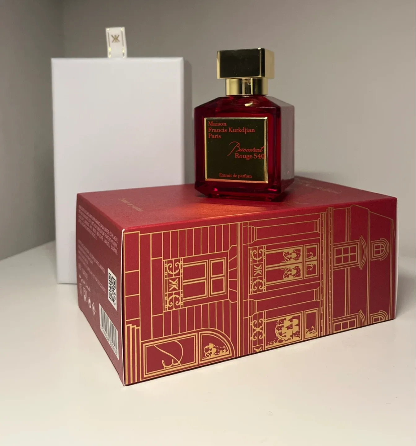 MFK Baccarat Rouge 540 extrait image indicator(2)