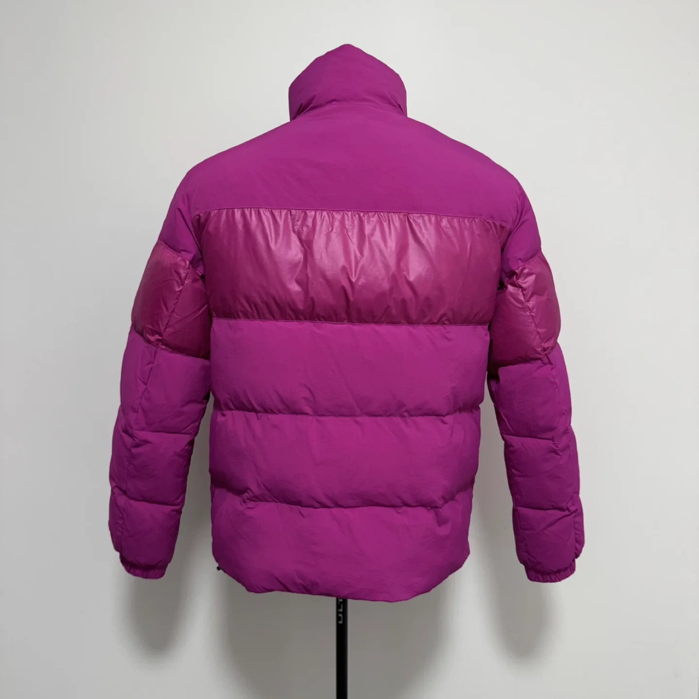 Men’s Tommy Jeans winter fuchsia puffer coat image indicator(4)