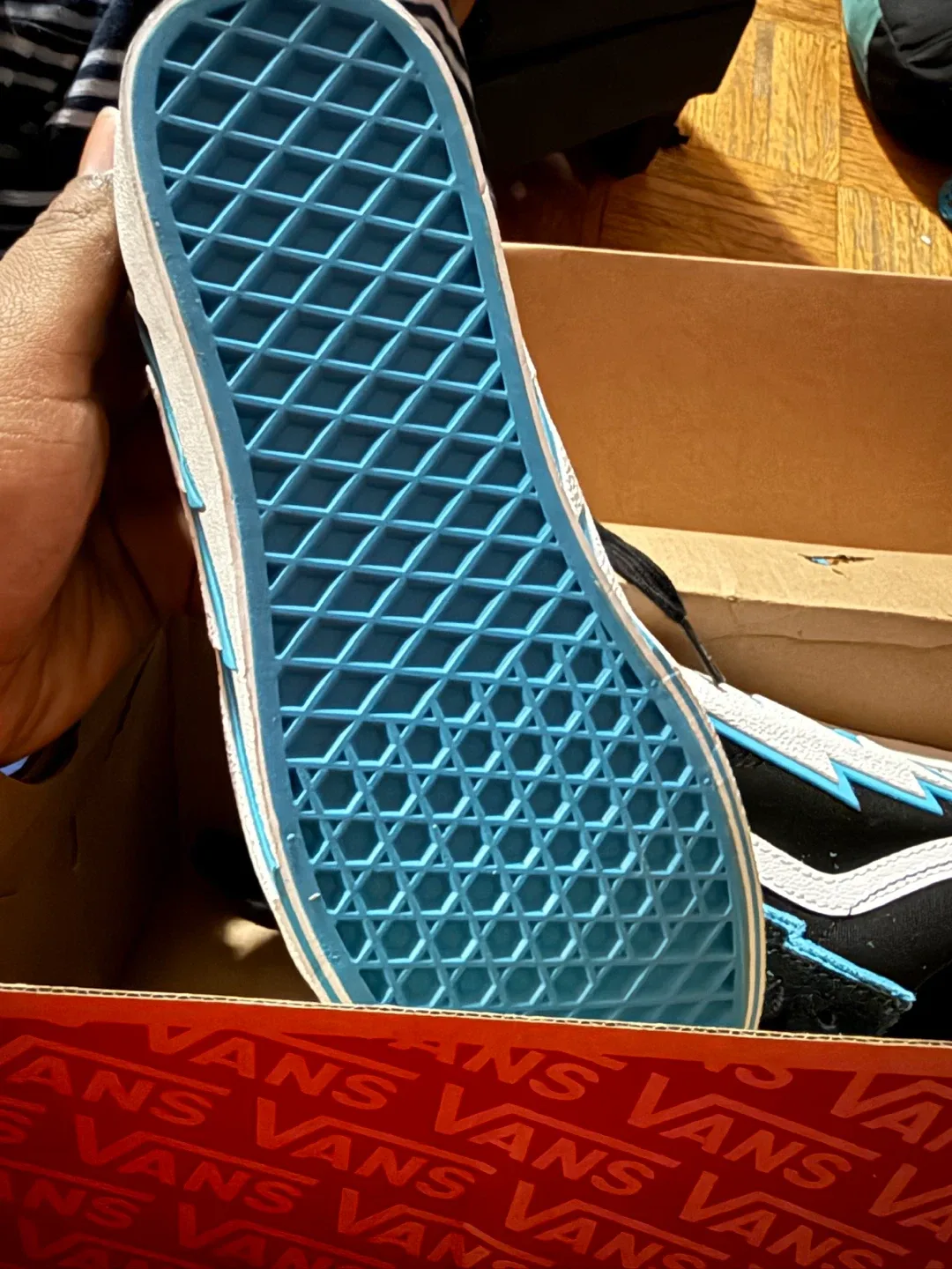 Vans Old Skool Bolt - Size 6 US Women's image indicator(4)