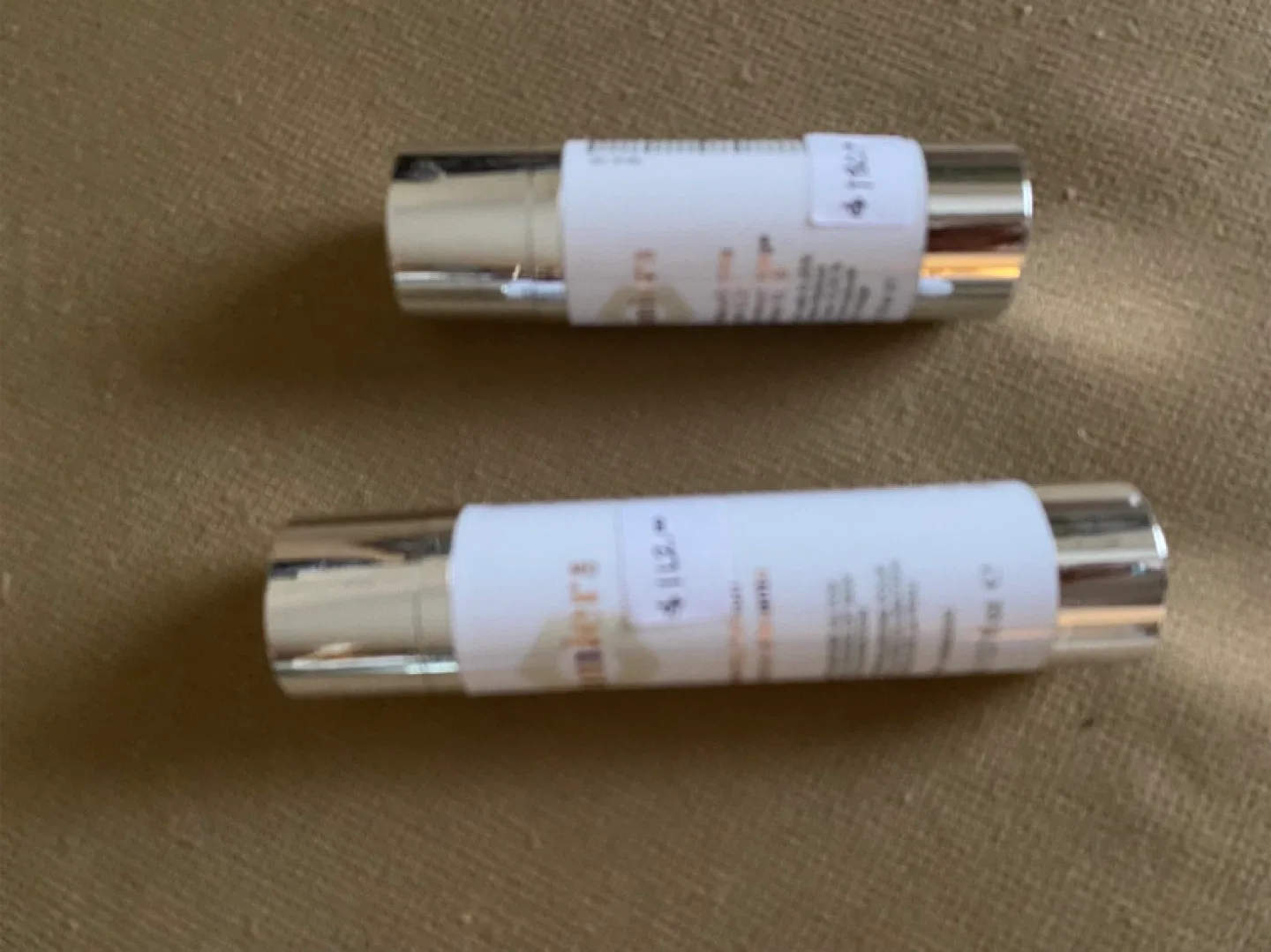 AlumierMD Whitening Lotion & Retinol Resurfacing Serum image indicator(6)