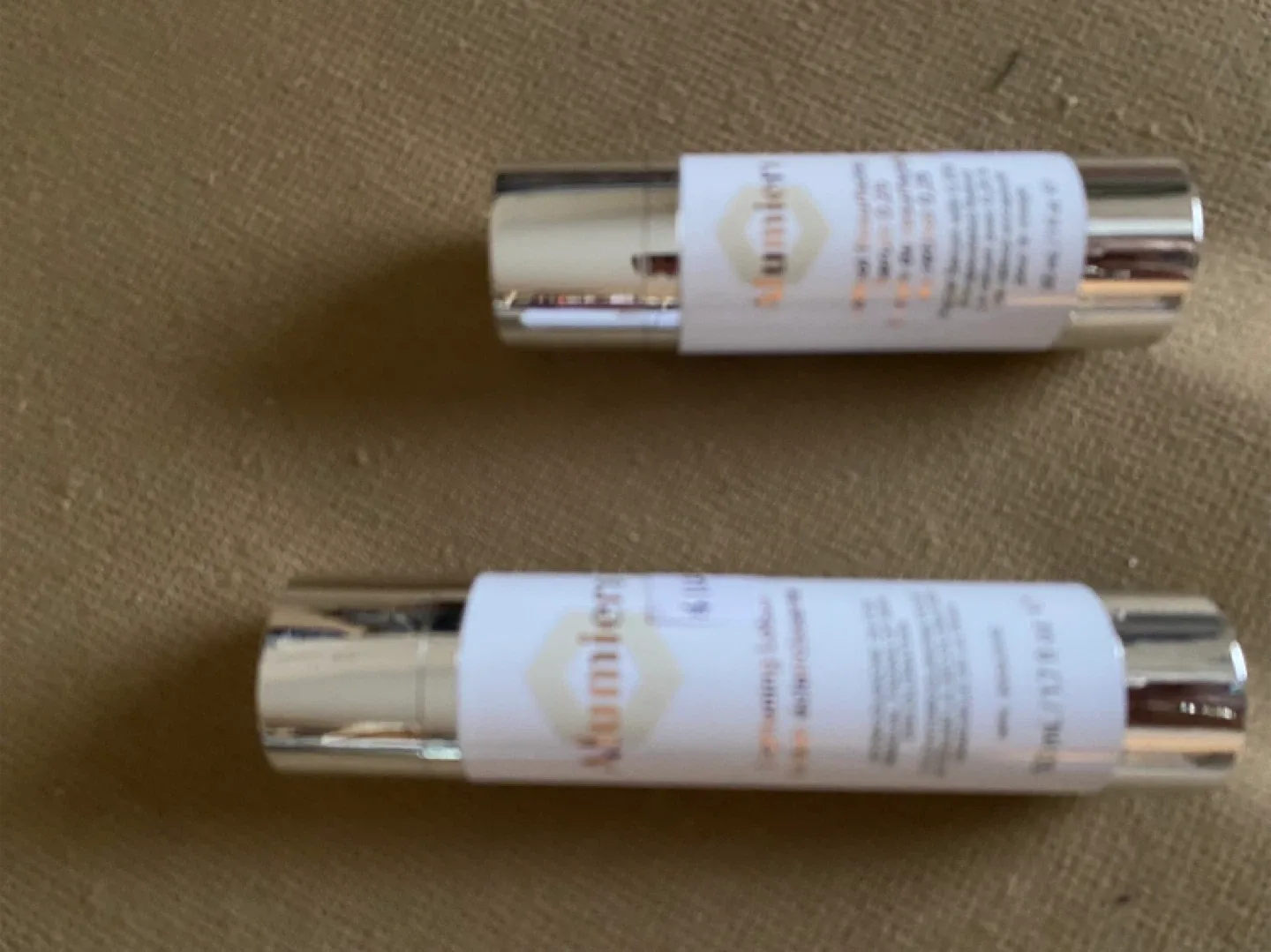 AlumierMD Whitening Lotion & Retinol Resurfacing Serum image indicator(5)