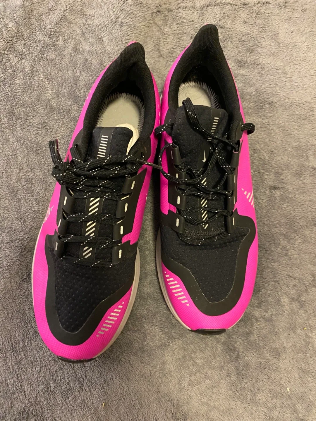 Nike Air Zoom Pegasus 37 Shield Running Shoes - US 7.5 image indicator(3)