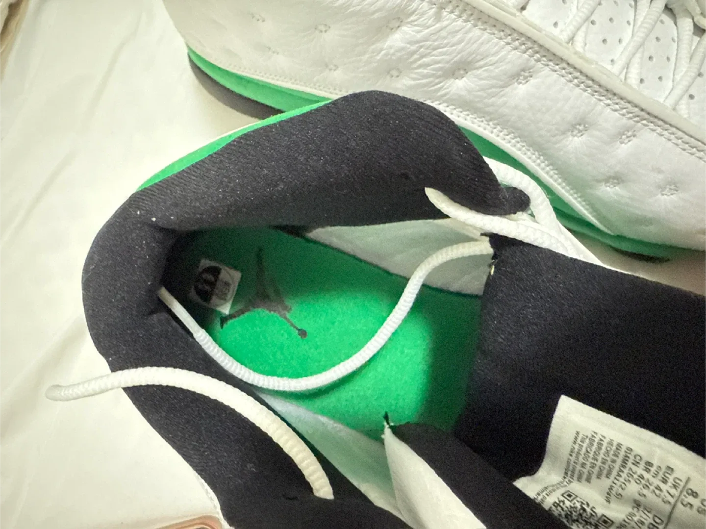 Jordan 13 Lucky Green Size 8.5 image indicator(3)