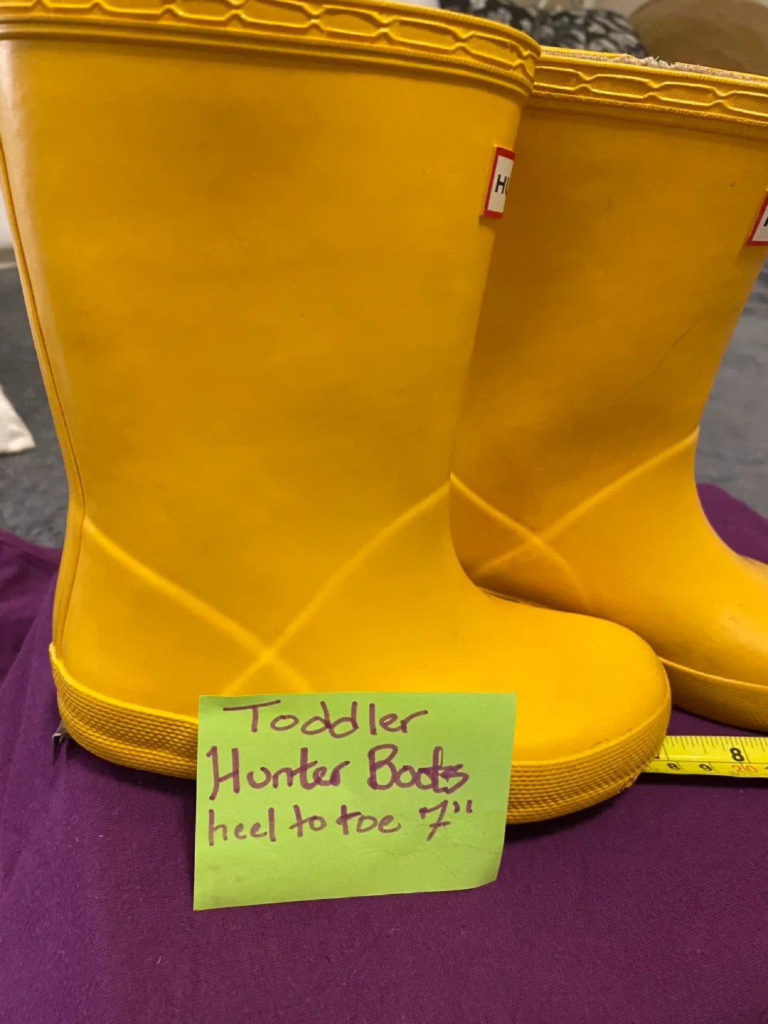 Hunter Yellow Toddler Rain Boots, Size 7 image indicator(3)