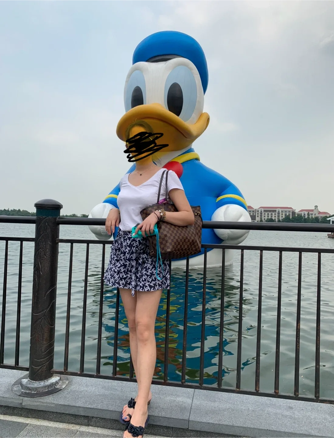 Chanel Navy Blue Shorts, Size 36 image indicator(5)