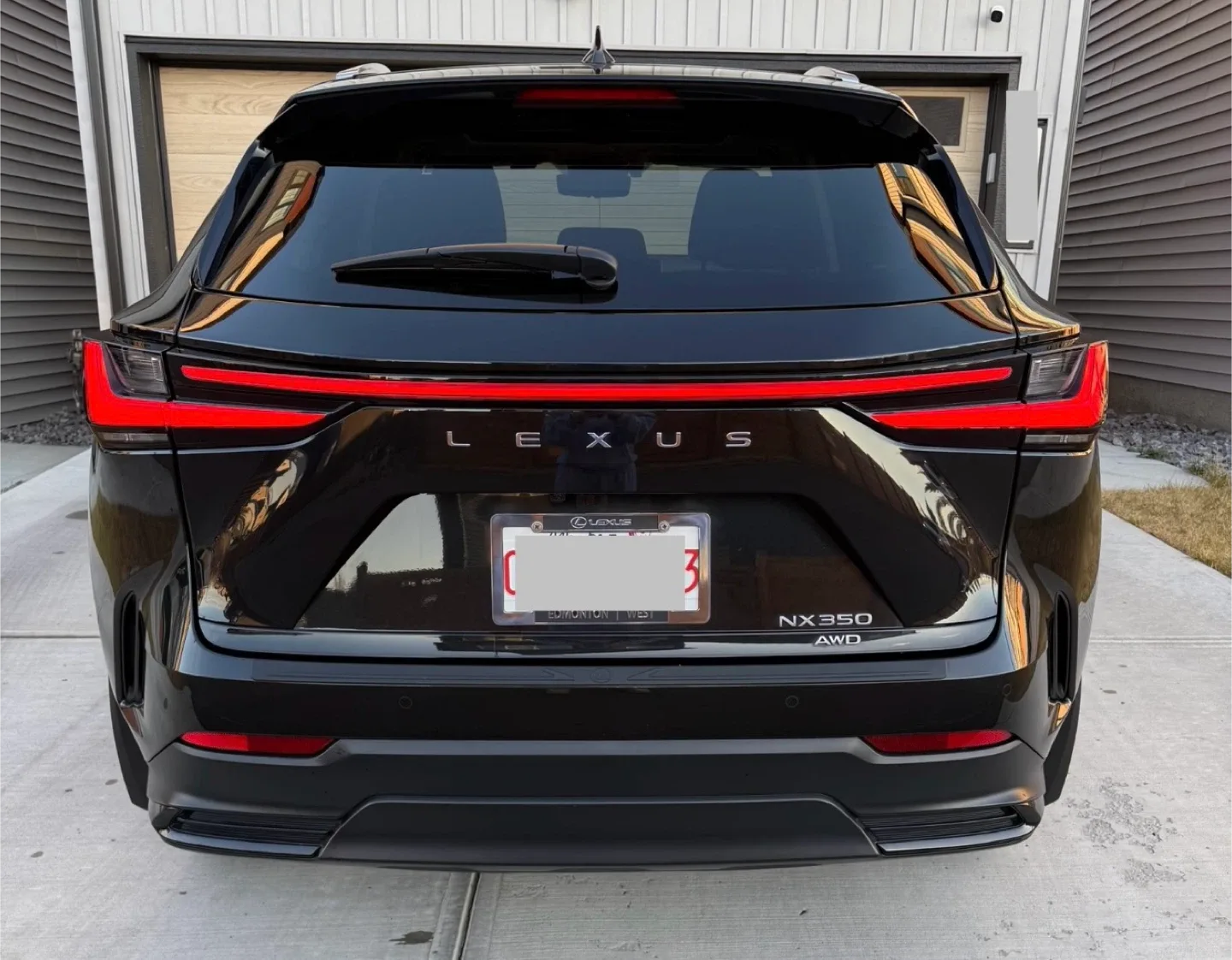 Lexus 2022 NX350 AWD - Black SUV image indicator(3)