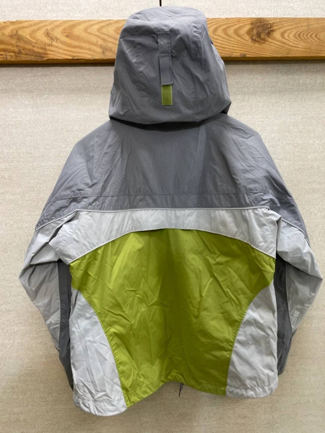 Columbia XCO Windbreaker Hooded Jacket Women’s - M image indicator(8)