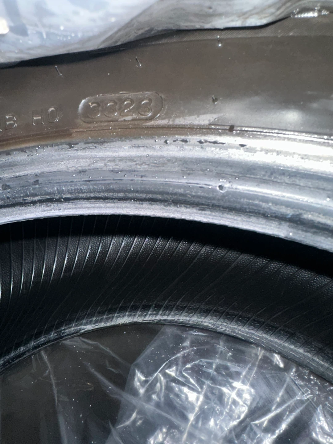 Hankook Kinergy All Season 235/60/18 - Set of 4 - photo 3