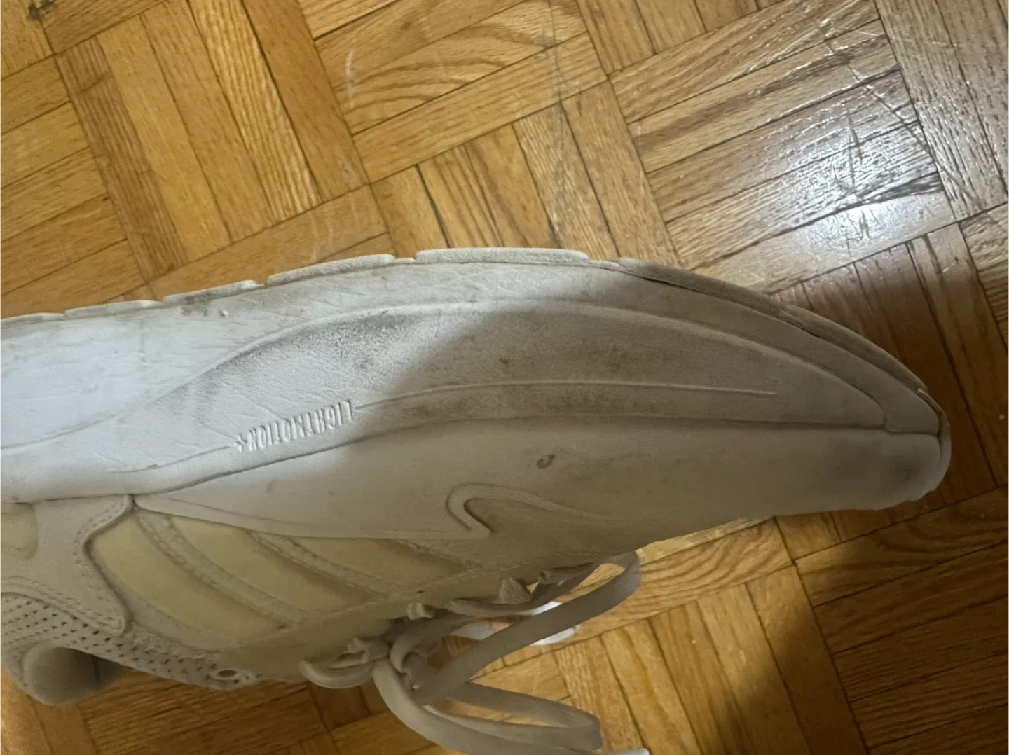 Adidas White Sneakers (women’s 8 1/2) image indicator(5)