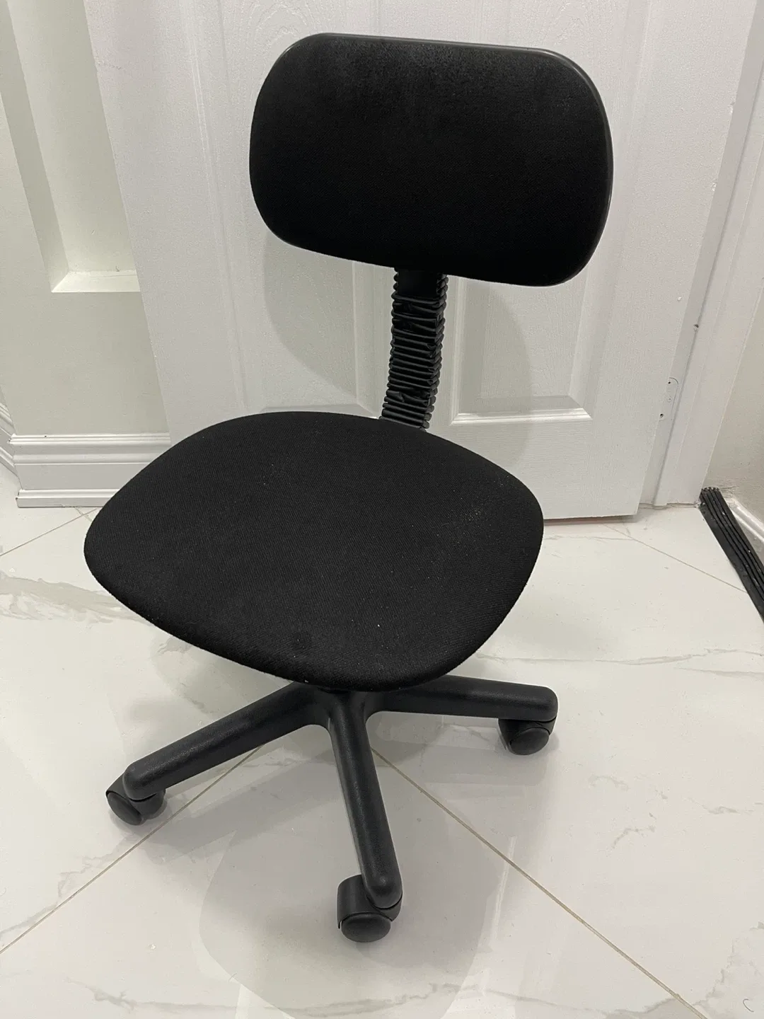 Black Office Chair thumbnail