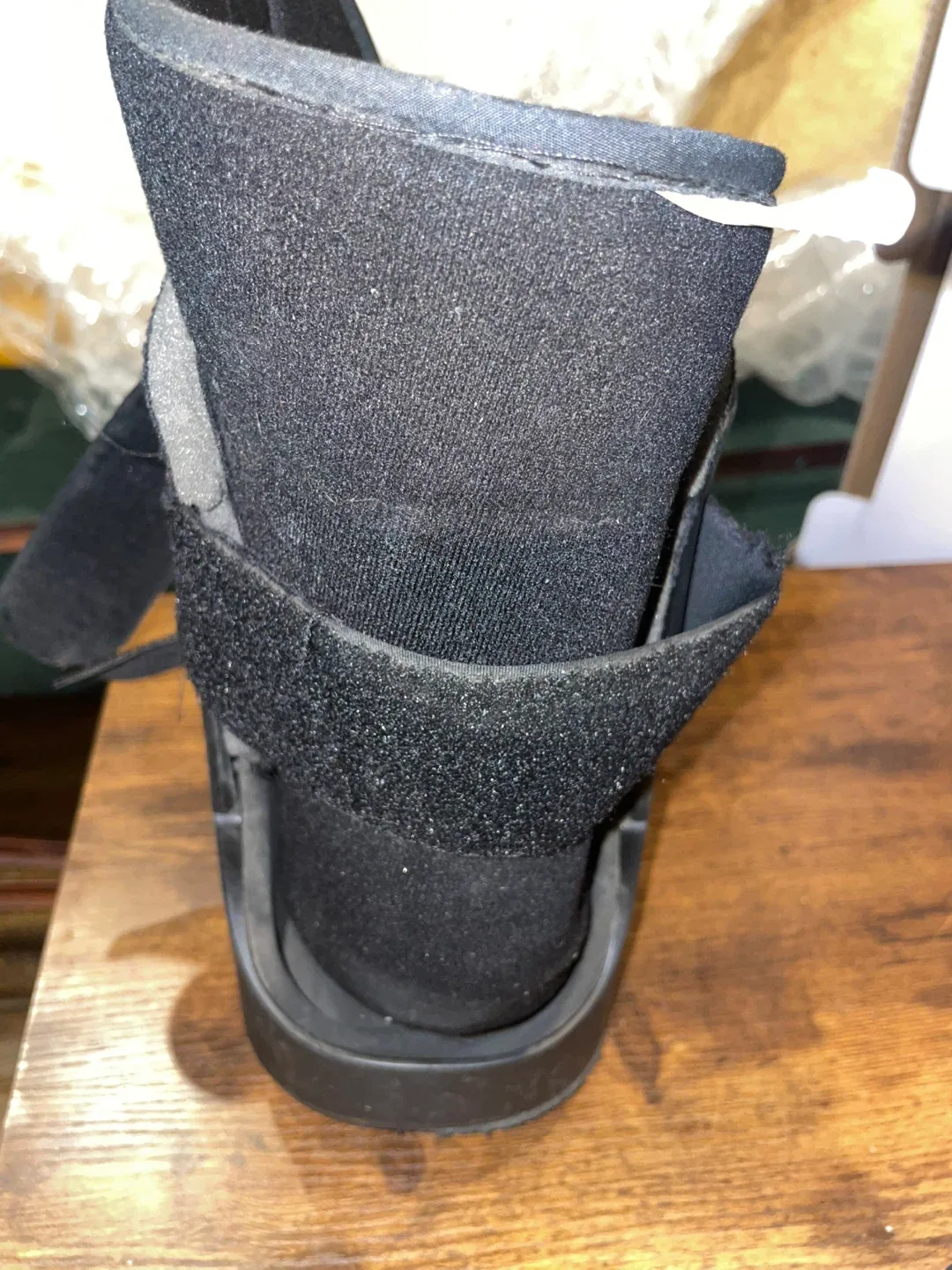 WALKER STYLE FRACTURE ANKLE/FOOT BOOT image indicator(4)