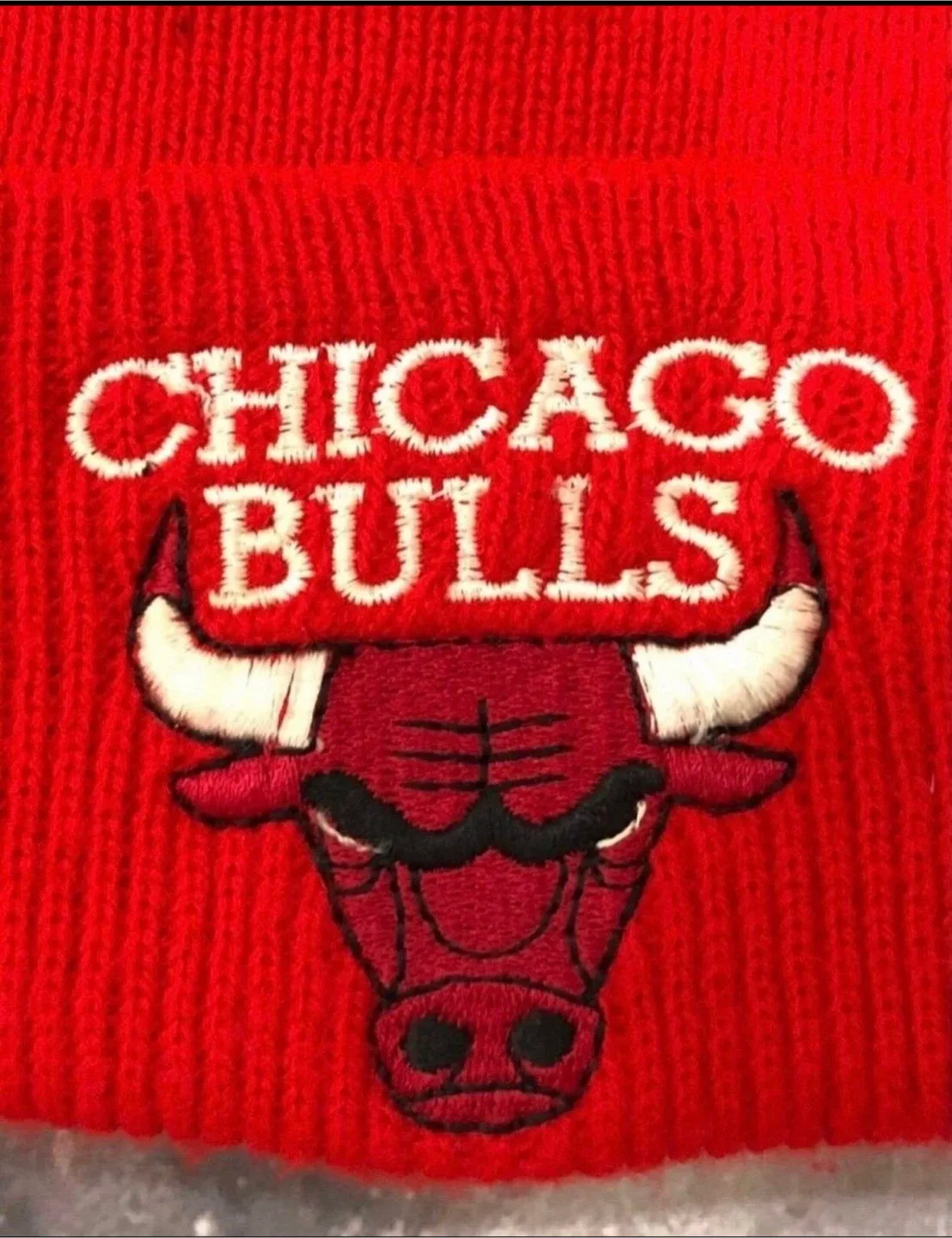 Chicago Bulls beanie hat image indicator(2)
