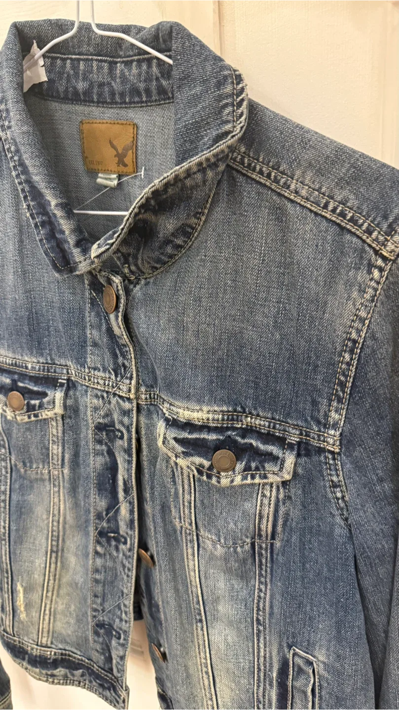 American Eagle Denim Jacket image indicator(3)