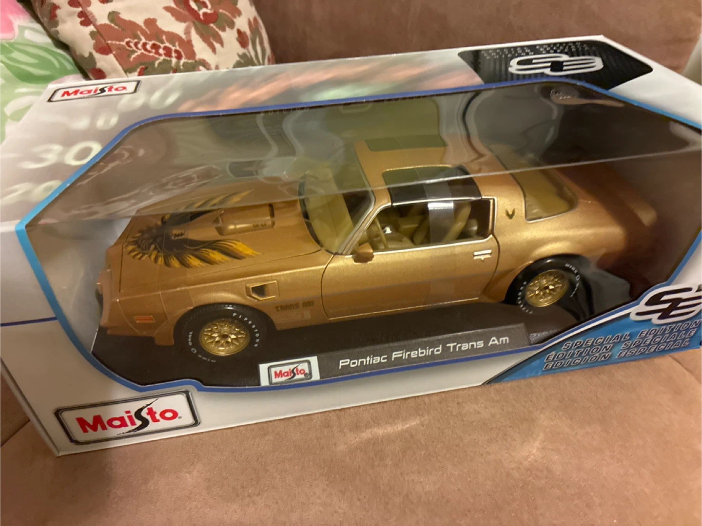 Maisto Pontiac Firebird Trans Am Diecast Car