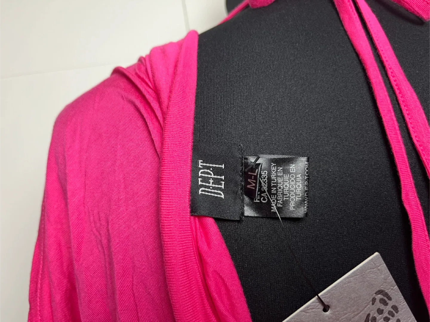 DEPT Hot Pink Top Size M-L image indicator(3)