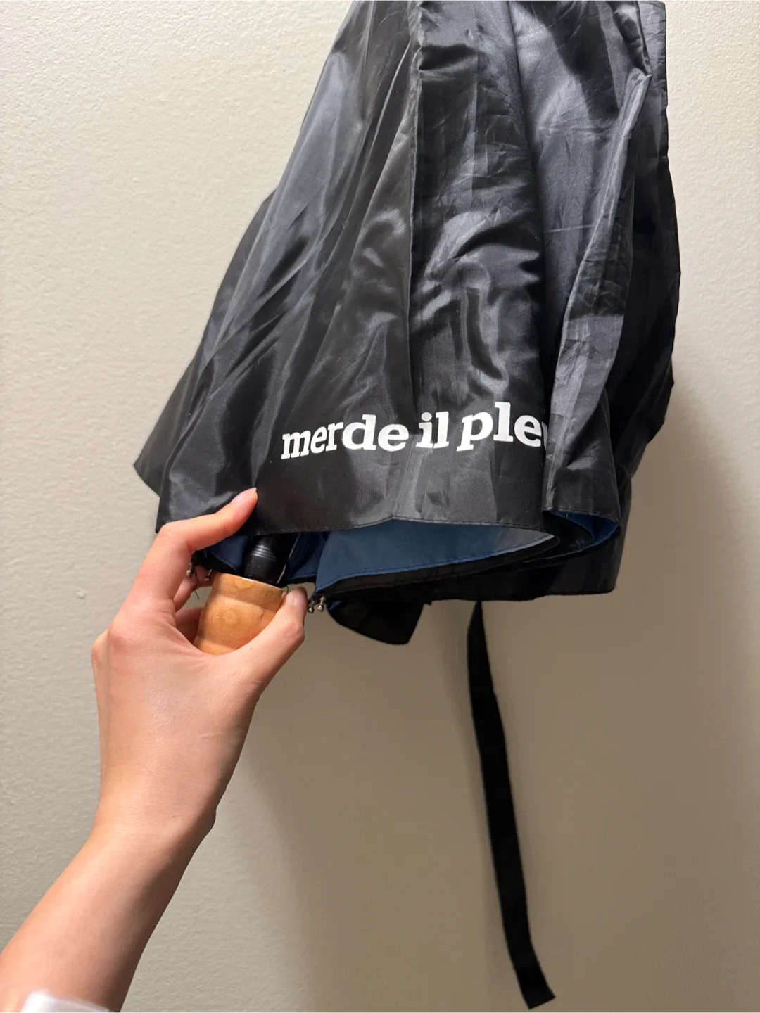 ☔️Umbrella - Black with Cloud Print image indicator(2)