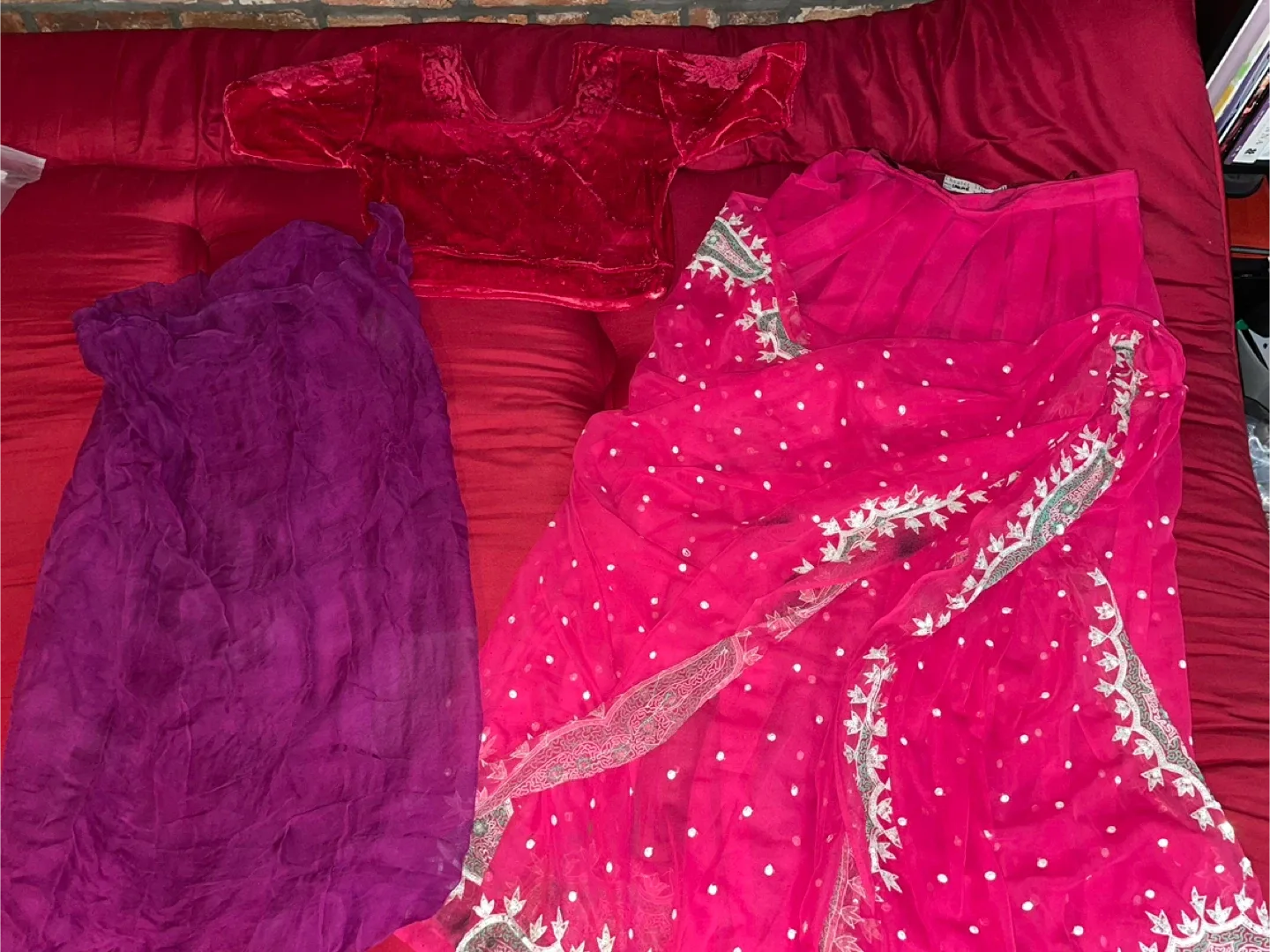 Red Indian Outfit image indicator(5)