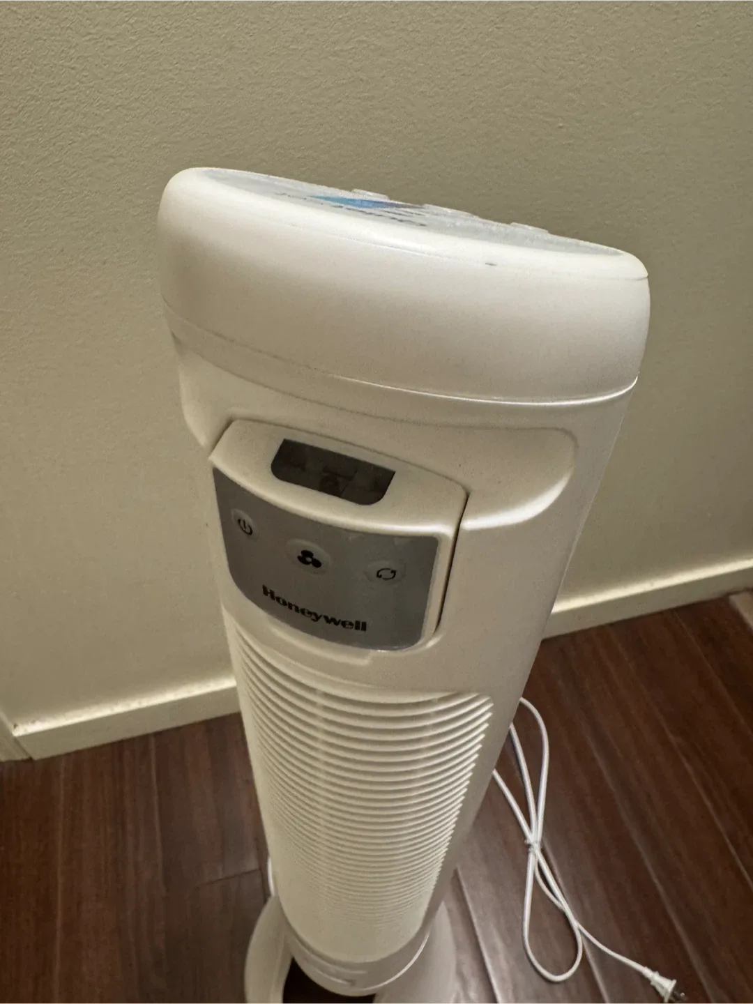 Honeywell QuietSet Tower Fan image indicator(4)