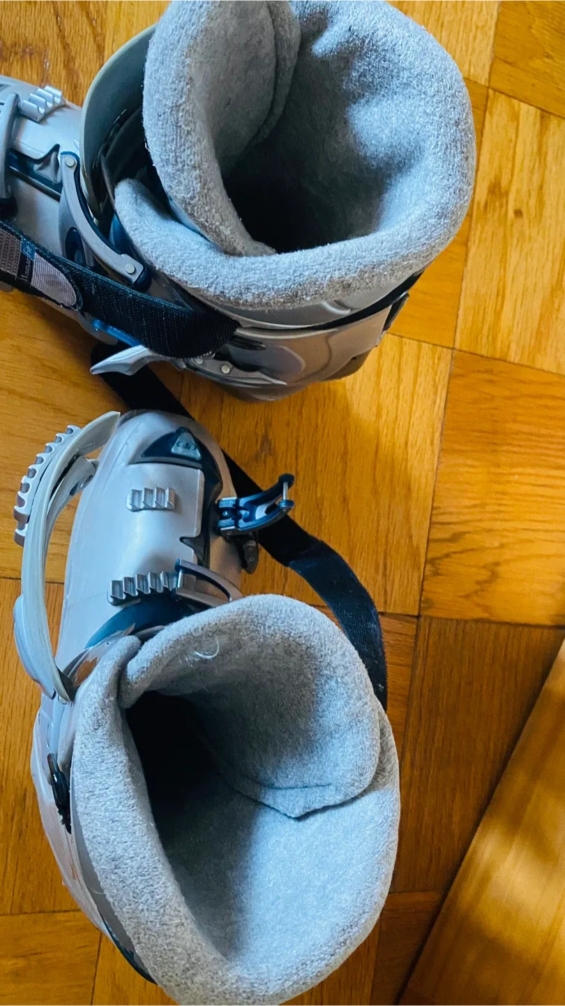 Tecnica Rival X6 Women's Ski Boots - Size 304mm image indicator(7)