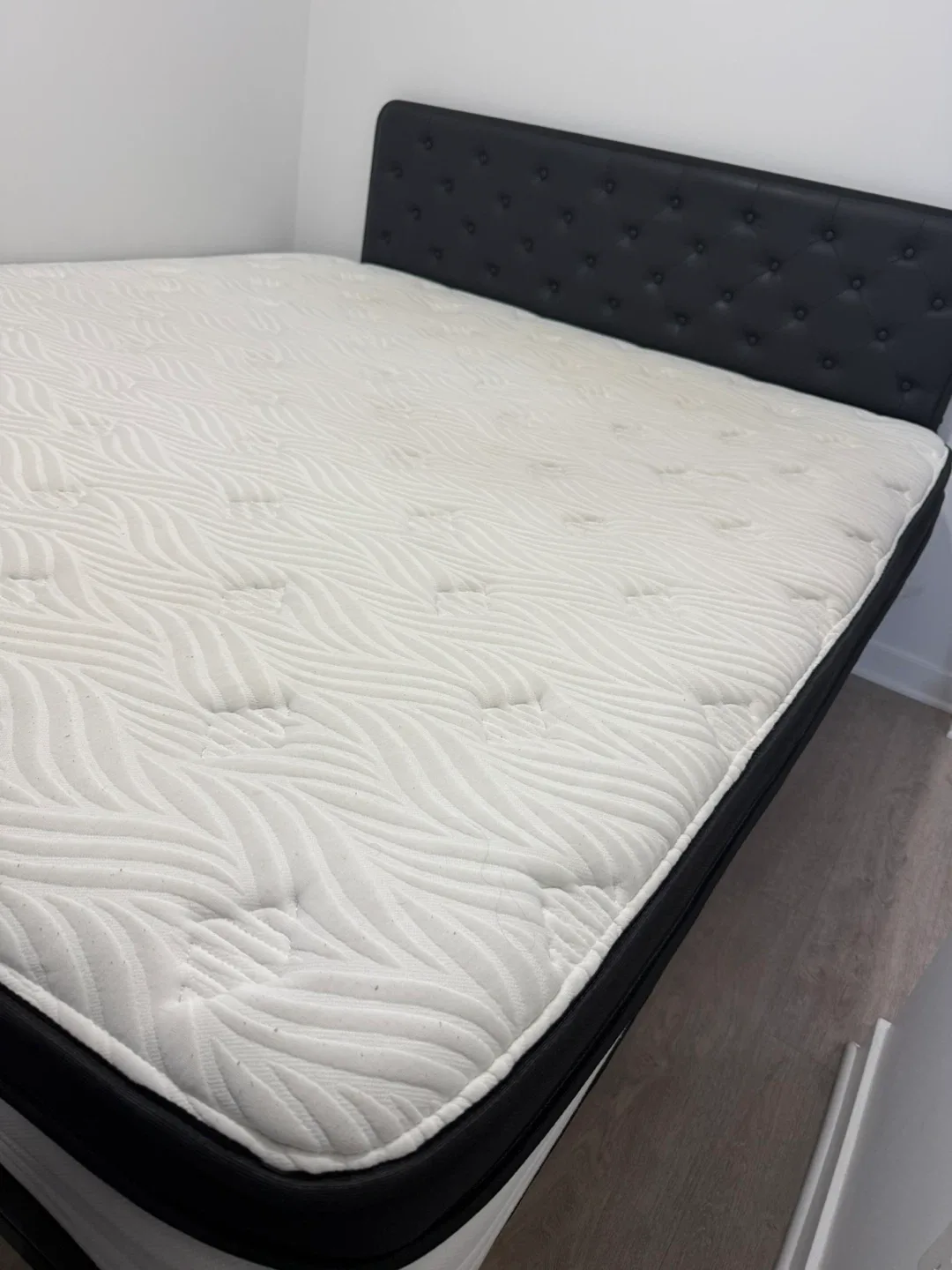 King size hybrid Mattress image indicator(3)