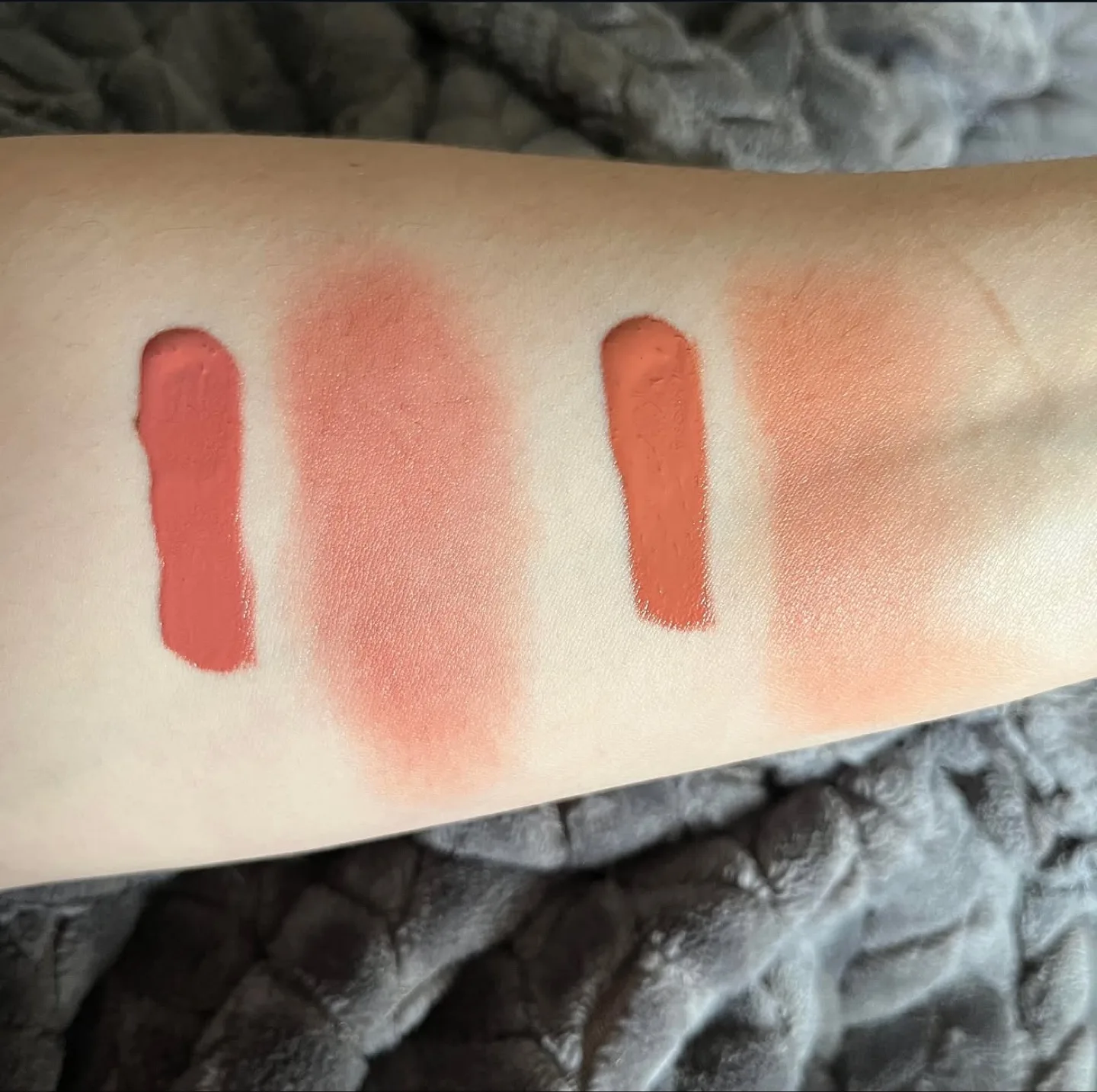 Rare Beauty Lip Oil - Shade Hope image indicator(3)