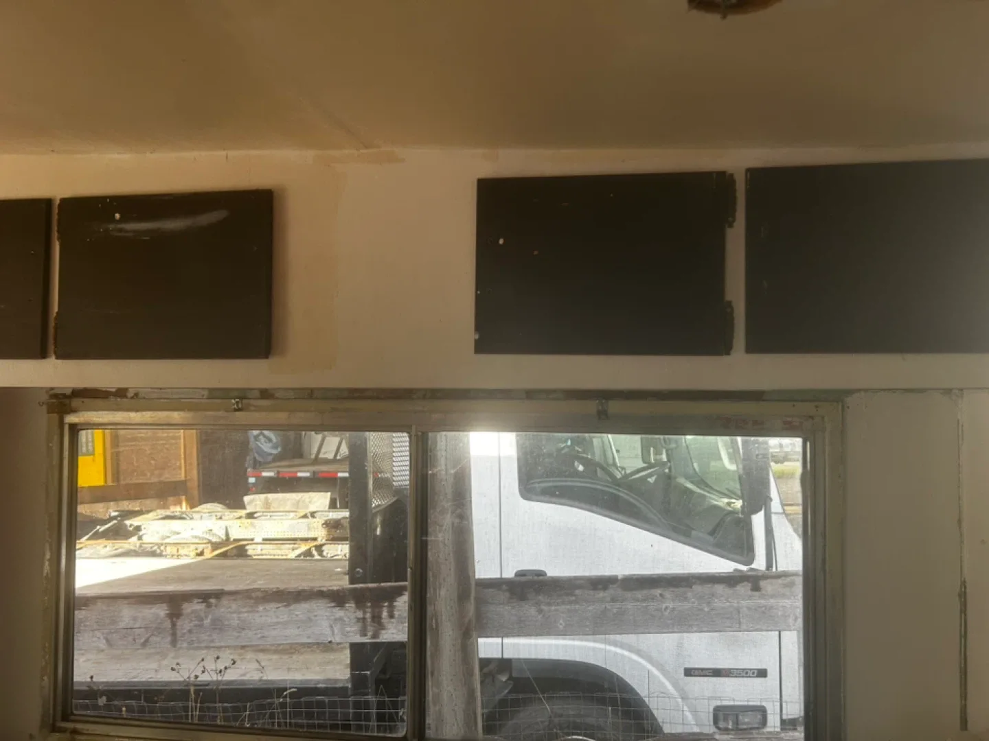 Vintage 1973 travellaire travel trailer image indicator(4)