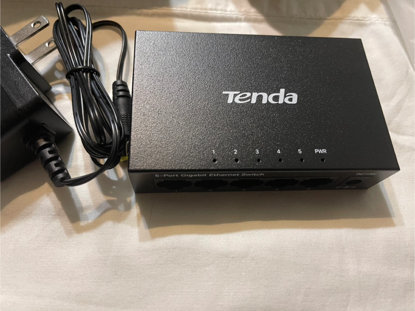 New Tenda 5-Port Gigabit Ethernet Switch