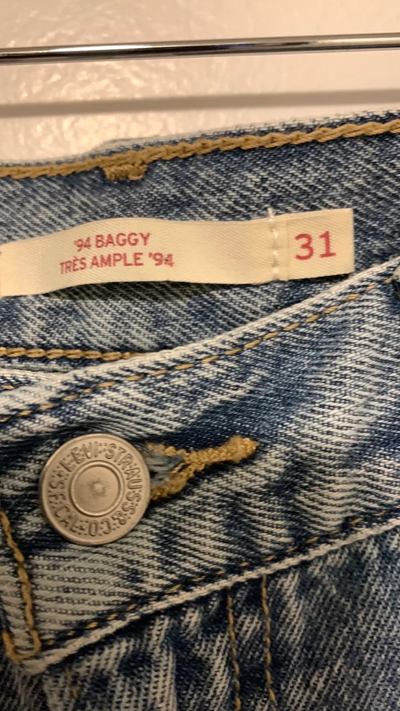 Levi's 94 Baggy Jeans - Size 31 image indicator(4)