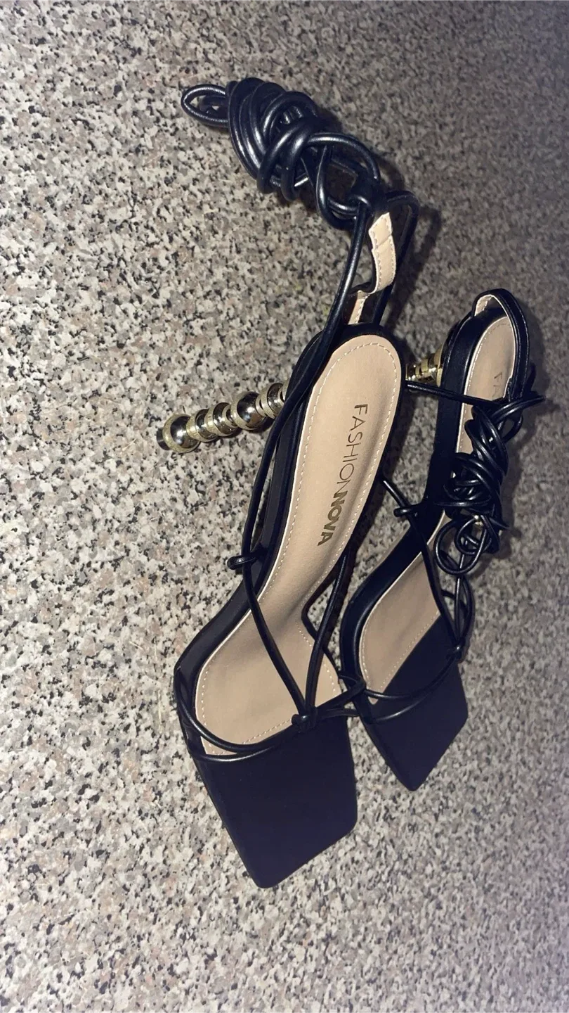 Fashion Nova Black Heels image indicator(3)